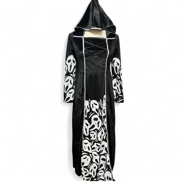 Other - Black & white Velvet Scream‎ Ghostface Hooded costume Youth XL